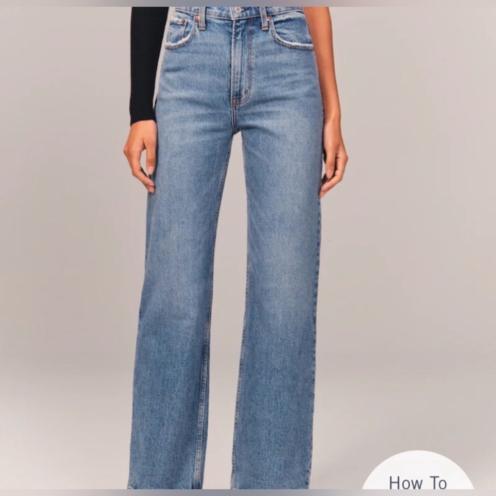 Abercrombie & Fitch 90s Relaxed Jeans High Rise Light Wash Size 26 NWT - Picture 2 of 9